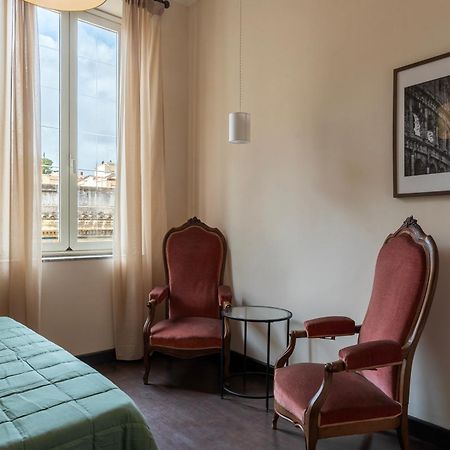 Colosseo & San Clemente Apartment روما المظهر الخارجي الصورة